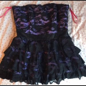 Betsey Johnson lace peplum top